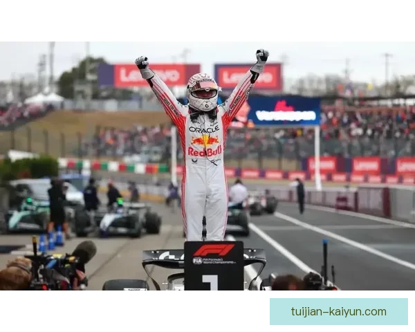 F1赛季最新动态：车队策略与顶尖车手表现分析